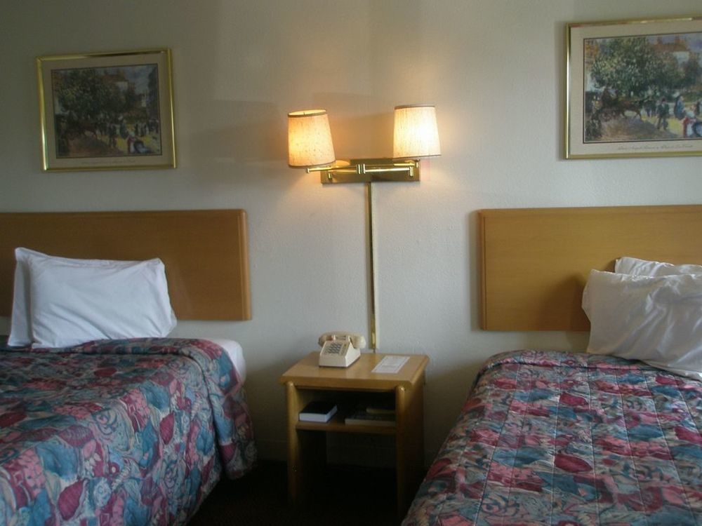 Budget Inn Malvern Habitación foto